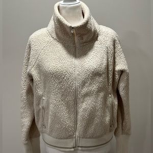ATHLETA Women’s Sherpa Cream Ivory Teddy Fleece Jacket Size Medium
